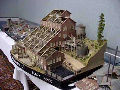 Dave Clune won Best of Scale in O with this gold stamp mill.